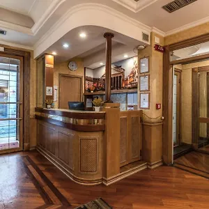 Hotel Pomezia, Rom